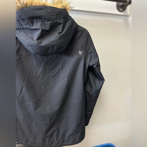 Burton snowboard jacket - Picture 3 of 5